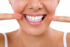 how crooked teeth lead to painful gums